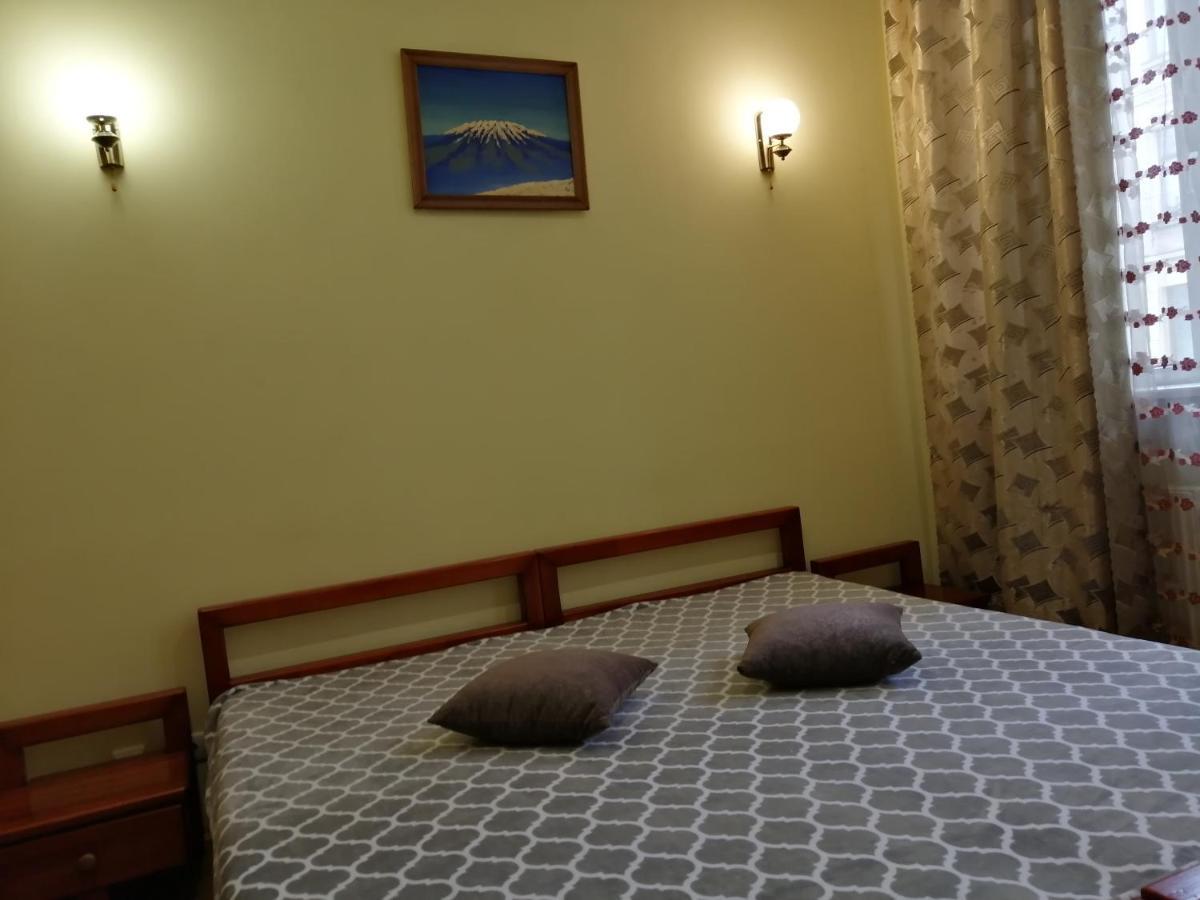 Apartament-Minihotel Elpida Lviv Ngoại thất bức ảnh