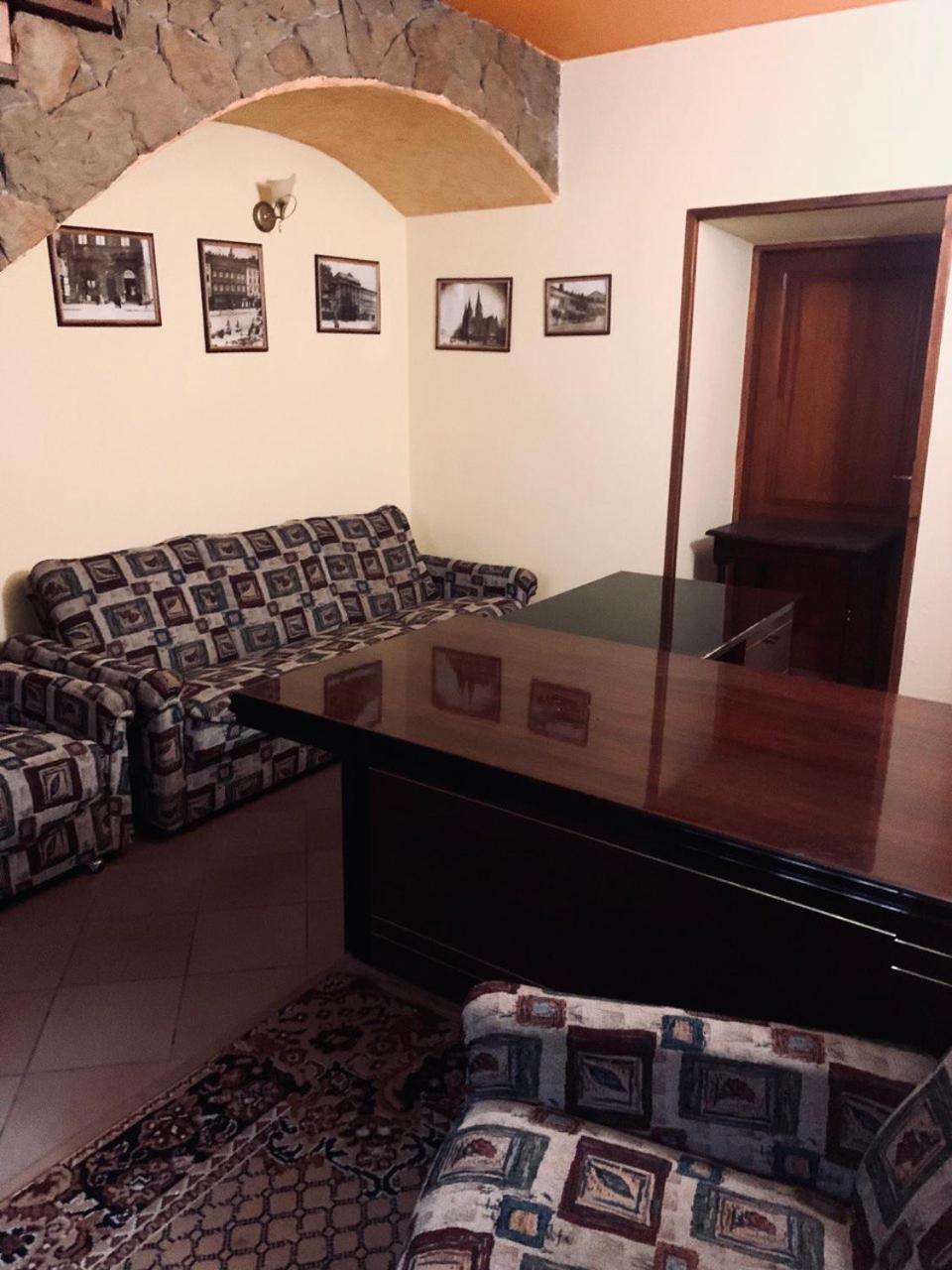 Apartament-Minihotel Elpida Lviv Ngoại thất bức ảnh