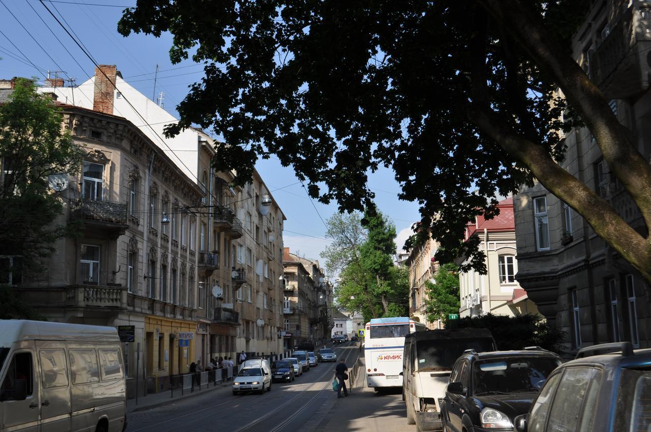 Apartament-Minihotel Elpida Lviv Ngoại thất bức ảnh